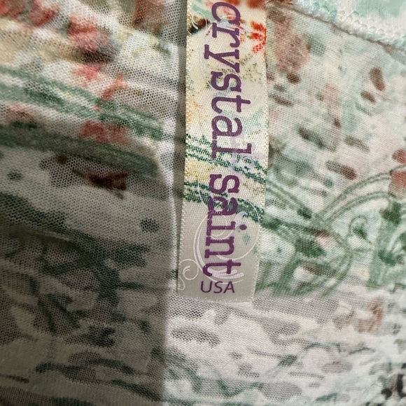 White and Gray Graphic Short Sleeve Tee - Picture 3 of 7